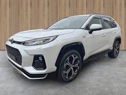 Vit Begagnad 2023 Suzuki Across SUV | 537 900 kr (Bra pris)