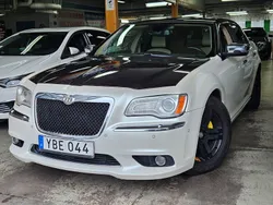 Vit Begagnad 2012 Lancia Thema Platinum Sedan | 129 999 kr