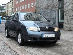 Grå Begagnad 2006 Skoda Fabia Kombi | 23 500 kr (Marknadspris)