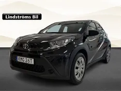 Svart Begagnad 2023 Toyota Aygo Halvkombi | 184 900 kr (Lite dyr)