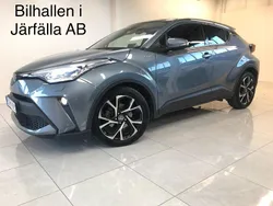 Grå Begagnad 2020 Toyota C-HR Edition SUV | 239 900 kr (Marknadspris)