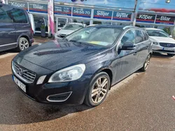 Svart Begagnad 2011 Volvo V60 Summum Kombi | 49 500 kr (Bra pris)