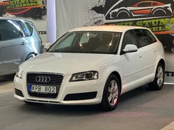 Vit Begagnad 2010 Audi A3 Sportback Attraction Halvkombi | 109 900 kr (Lite dyr)