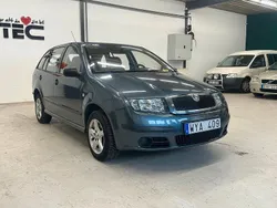 Mörkgrå (grå) Begagnad 2005 Skoda Fabia Kombi | 29 500 kr (Dyr)
