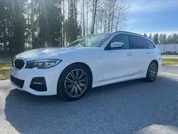 Vit Begagnad 2020 BMW 320 M Sport Kombi | 359 900 kr (Dyr)
