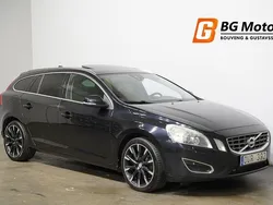 Svart Begagnad 2012 Volvo V60 Summum Kombi | 79 800 kr (Marknadspris)