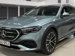 Grön Begagnad 2024 Mercedes E300 Kombi | 739 000 kr