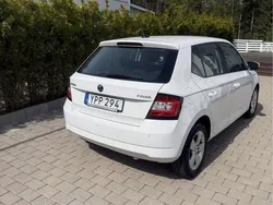 Vit Begagnad 2018 Skoda Fabia Style Halvkombi | 103 000 kr (Marknadspris)