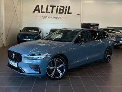 Grå Begagnad 2022 Volvo V60 R-Design Kombi | 384 900 kr (Lite dyr)