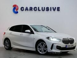 Vit Begagnad 2022 BMW 118 Shadowline Halvkombi | 229 900 kr (Lite dyr)