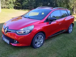 Röd Begagnad 2014 Renault Clio GrandTour Kombi | 59 000 kr (Marknadspris)