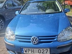 Blå Begagnad 2005 VW Golf IV Comfortline Halvkombi | 29 000 kr (Lite dyr)