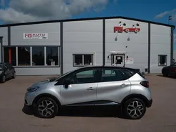 Flerfärgad (silver) Begagnad 2017 Renault Captur SUV | 119 000 kr (Marknadspris)