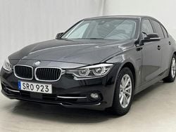 Svart Begagnad 2017 BMW 330 Sport Line Sedan | 160 000 kr (Superpris)