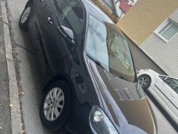 Svart Begagnad 2012 VW Golf VII Halvkombi | 34 500 kr (Marknadspris)