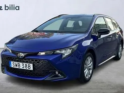 Blå Ny 2025 Toyota Corolla Active Kombi | 357 500 kr (Marknadspris)