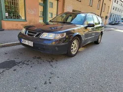 Svart Begagnad 2005 Saab 9-5 Linear Kombi | 19 000 kr (Marknadspris)