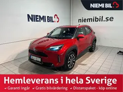 Röd Begagnad 2021 Toyota Yaris Cross Active SUV | 279 900 kr (Lite dyr)
