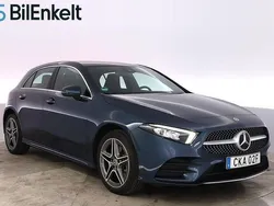 Blå Begagnad 2022 Mercedes A250 AMG line Halvkombi | 309 900 kr (Marknadspris)