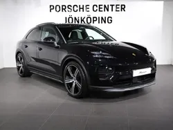 Svart (black) Begagnad 2024 Porsche Macan SUV | 995 000 kr
