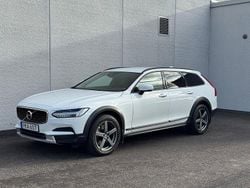 Vit Begagnad 2017 Volvo V90 CC Business Edition Kombi | 185 000 kr (Marknadspris)