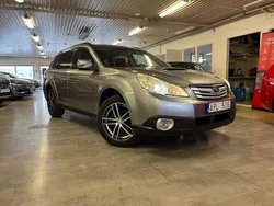 Silver Begagnad 2010 Subaru Outback SUV | 59 900 kr (Marknadspris)