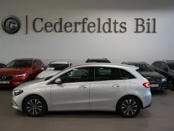 Mercedes B200