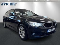 Svart Begagnad 2015 BMW 320 Gran Turismo Advantage Halvkombi | 154 900 kr (Marknadspris)