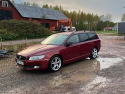 Röd Begagnad 2015 Volvo V70 Dynamic Kombi | 175 000 kr (Lite dyr)