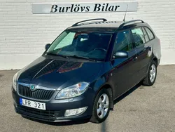 Mörkgrå (grå) Begagnad 2011 Skoda Fabia Elegance Kombi | 48 800 kr (Marknadspris)