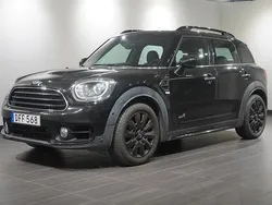 Svart Begagnad 2018 Mini John Cooper Works Countryman Essential SUV | 189 800 kr