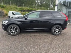 Svart Begagnad 2015 Volvo XC60 Momentum SUV | 108 000 kr (Bra pris)