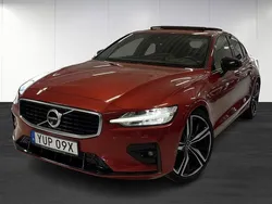 Röd (red) Begagnad 2019 Volvo S60 R-Design Sedan | 304 900 kr (Marknadspris)