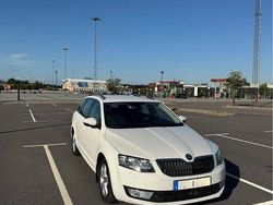 Begagnad 2016 Skoda Octavia Kombi | 73 000 kr (Superpris)
