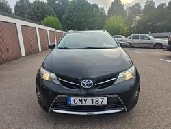 Svart Begagnad 2014 Toyota Auris Touring Sports Edition Kombi | 109 900 kr (Marknadspris)