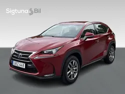 Röd Begagnad 2014 Lexus NX300h Business Edition SUV | 207 900 kr (Marknadspris)