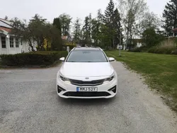 Vit Begagnad 2019 Kia Optima Hybrid Advance Sedan | 180 000 kr (Marknadspris)