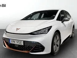 Vit (glacial white metallic) Begagnad 2023 Cupra Born Halvkombi | 274 900 kr (Bra pris)