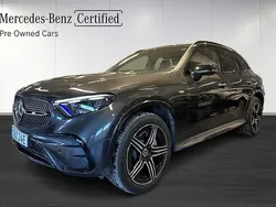 Grå Begagnad 2025 Mercedes GLC300e AMG SUV | 759 000 kr (Marknadspris)