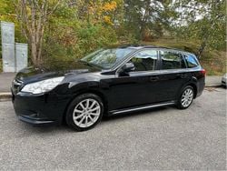 Svart Begagnad 2010 Subaru Legacy Kombi | 42 000 kr (Bra pris)