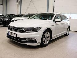 Vit Begagnad 2016 VW Passat R-line Kombi | 169 800 kr (Marknadspris)