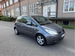 Grå Begagnad 2007 Mitsubishi Colt Halvkombi | 25 000 kr (Marknadspris)
