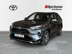 Mörkgrå Begagnad 2023 Toyota RAV4 Hybrid Edition SUV | 449 900 kr (Marknadspris)