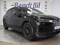 Svart Begagnad 2023 BMW iX Shadowline SUV | 539 500 kr (Marknadspris)