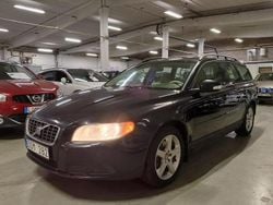 Svart Begagnad 2008 Volvo V70 Kinetic Kombi | 44 900 kr (Marknadspris)