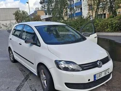 Vit Begagnad 2011 VW Golf Plus Cross Minibuss | 35 000 kr (Superpris)