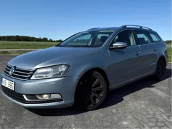 Grå Begagnad 2011 VW Passat Kombi | 59 900 kr (Marknadspris)