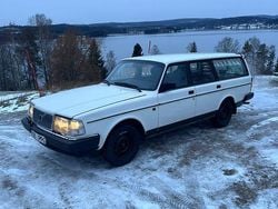 Begagnad 1993 Volvo 240 Kombi | 42 000 kr