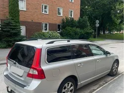Grå Begagnad 2012 Volvo V70 Momentum Kombi | 70 000 kr (Marknadspris)