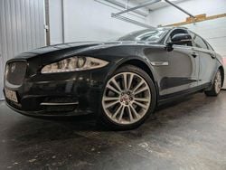 Mörkgrön Begagnad 2011 Jaguar XJ Sedan | 169 900 kr (Marknadspris)
